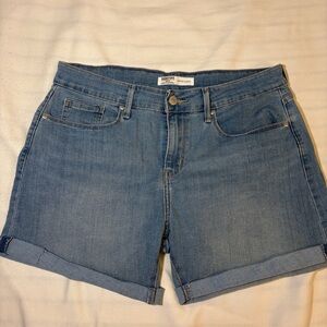 Signature by Levi Strauss Light Blue Denim Cuffed Women’s Shorts